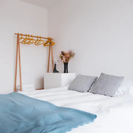 Apartment Flat White - Luxe App Aan Zee Met Terras & Parking